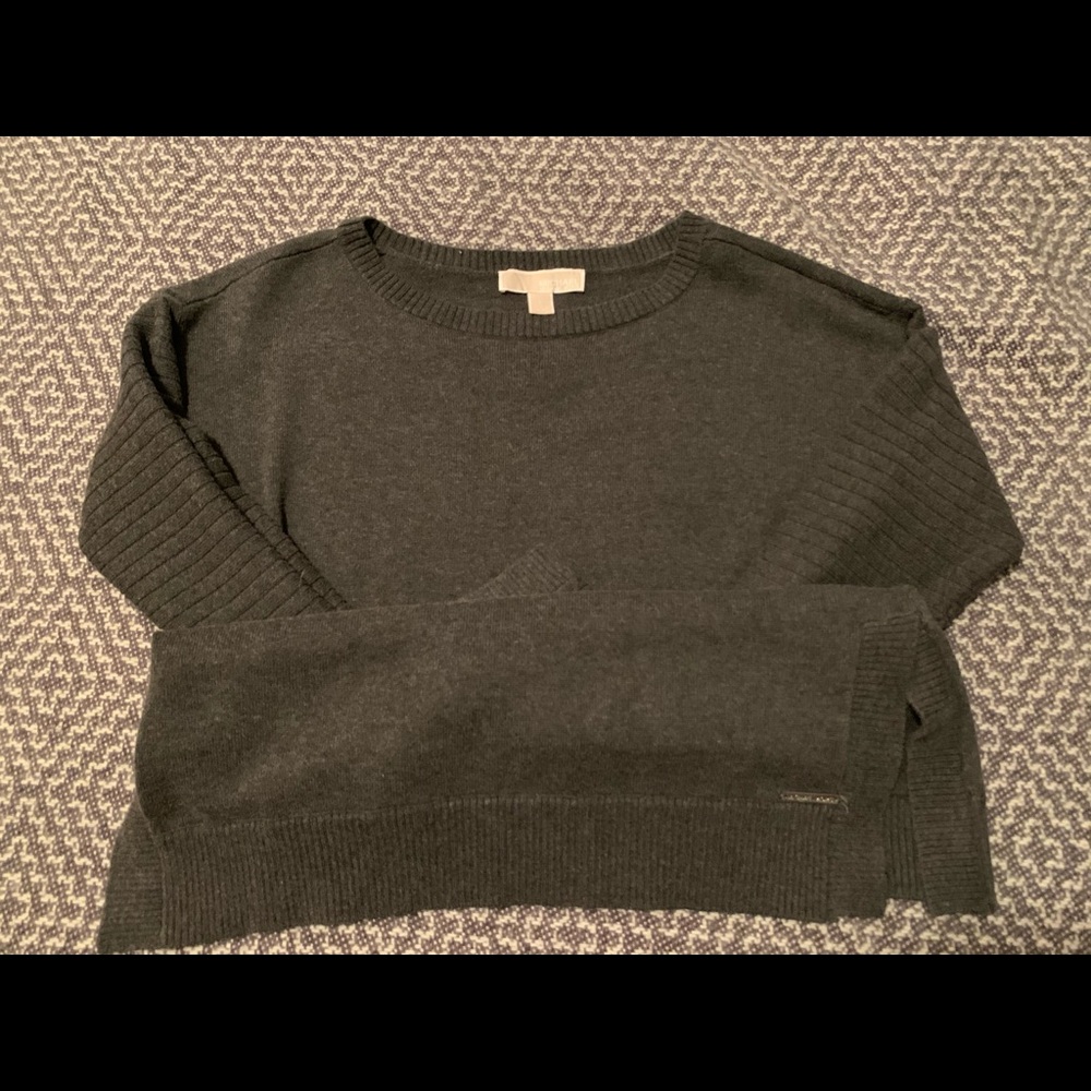 Michael Korda Grey sweater